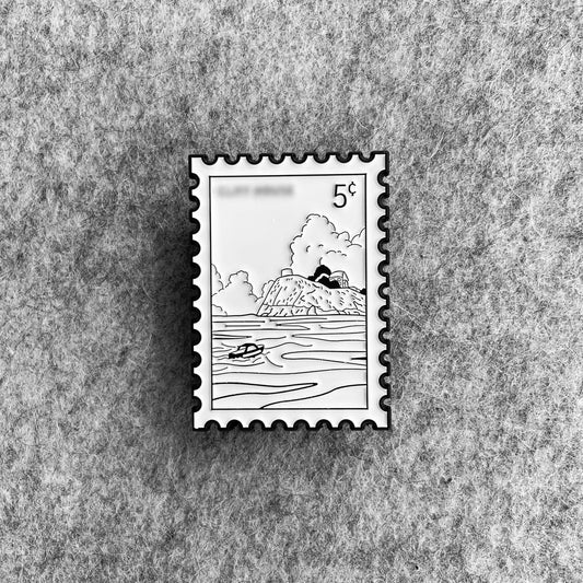 π Discover the Enchantment of the Cliffside House β A Ponyo-Inspired Pin π‘β¨