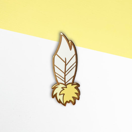 Fire Emblem Reyson Feather Enamel Pin - 1