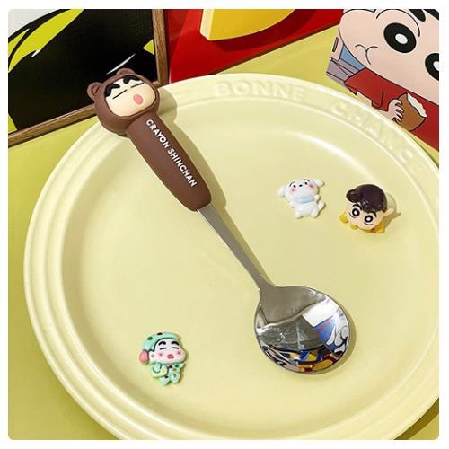 CRAYON SHIN CHAN FIGURE SPOON - BROWN