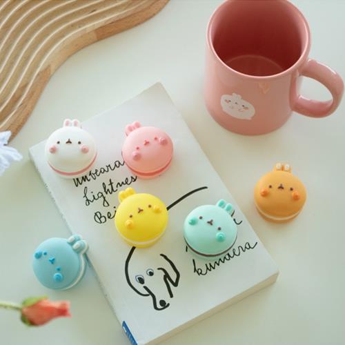 MOLANG FIGURE - MACARON