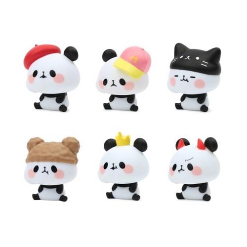 MOCHI PANDA RANDOM FIGURE